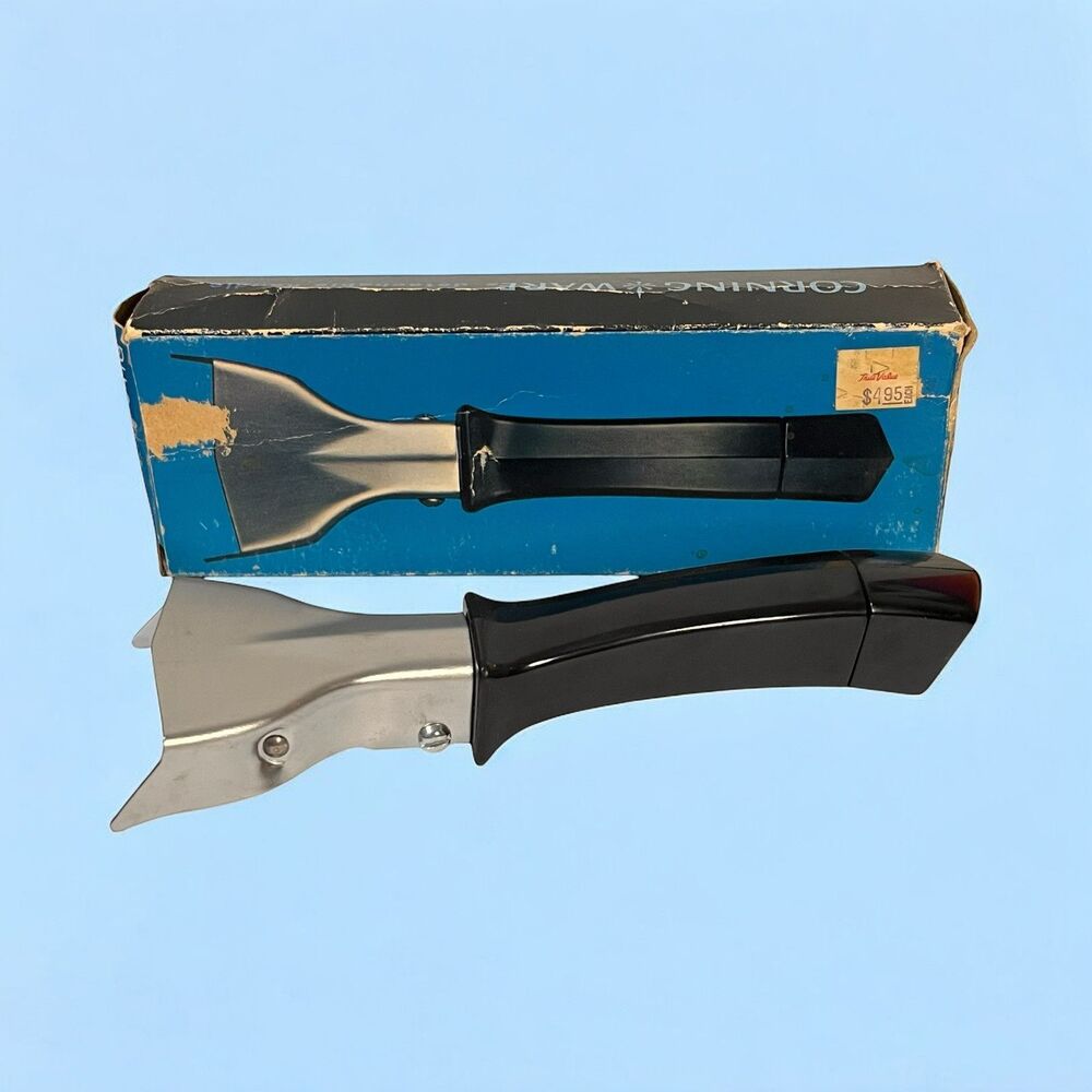 New Old Stock Vintage Corning Ware Pan Detachable Lock on Handle P-10-HG NOS A